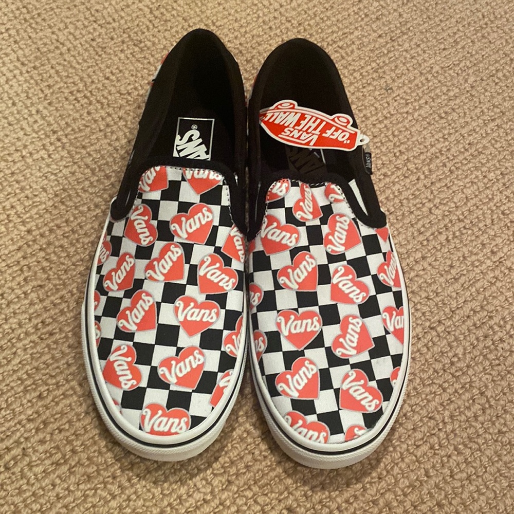 Heart and checkered Slip-on Vans